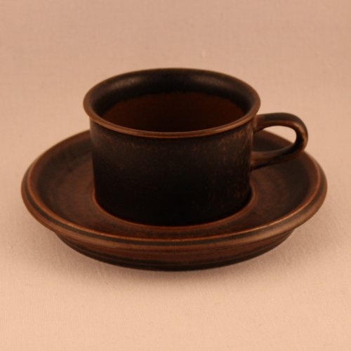 Arabia/アラビア Ulla Procope/ウラ・プロコッペデザインのカップ 